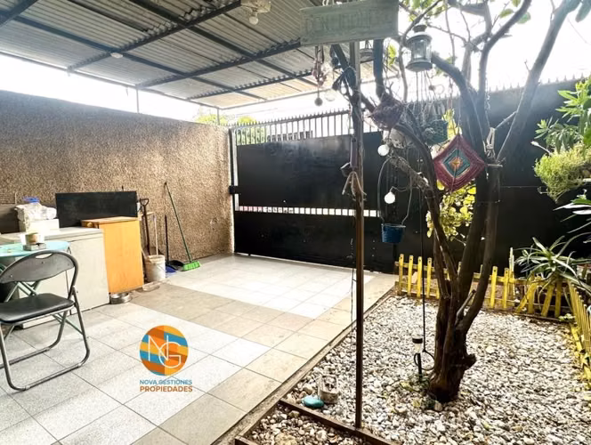 ¡Gran Oportunidad! Se Venden 2 Casas en Terreno de 432,50 m2