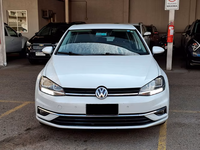 VOLKSWAGEN GOLF 2018