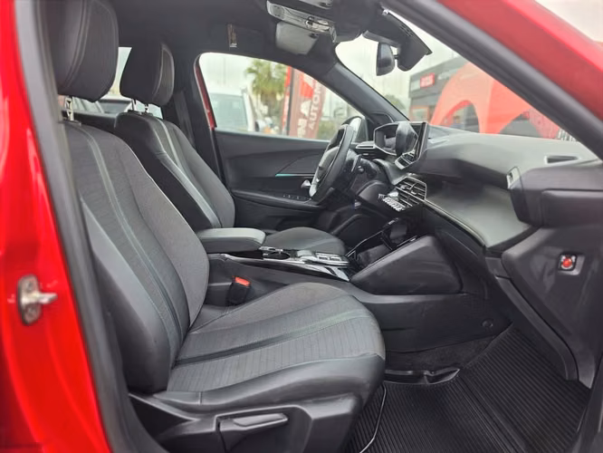 PEUGEOT 2008 2023
