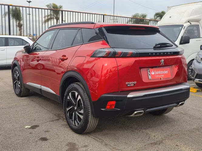 PEUGEOT 2008 2023
