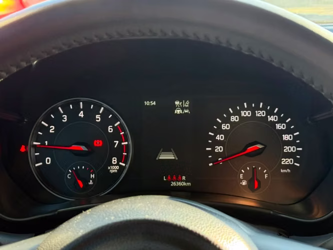 Suzuki Swift  1.2 GLX HYBRID 4X2 HB MT 5P 2025