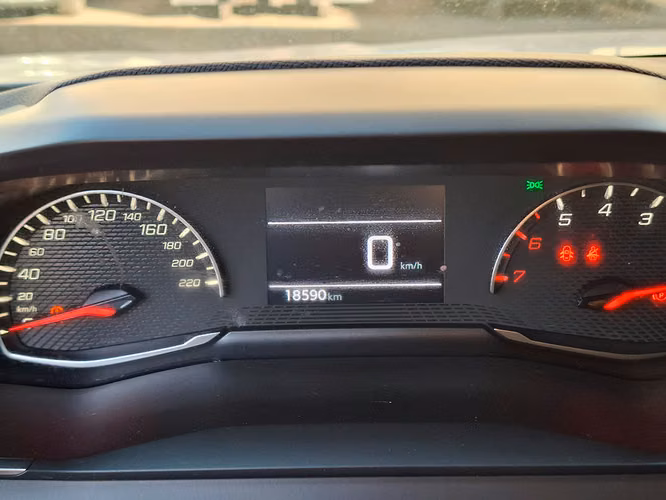 PEUGEOT 2008 2025