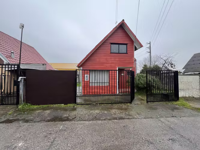 Vendo casa, sector avenida Los Puelches