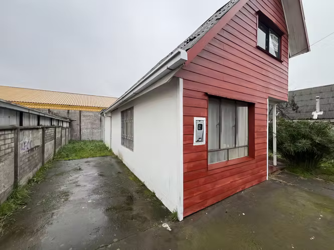 Vendo casa, sector avenida Los Puelches