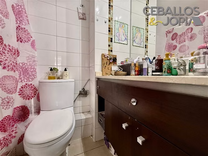 Departamento en venta de 2 dorm. en Viña del Mar