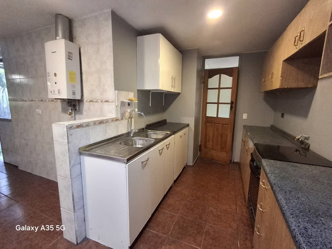 Casa en Vila España, sector residencial, Av. Oriente y Sor Vicenta - Imagen 9