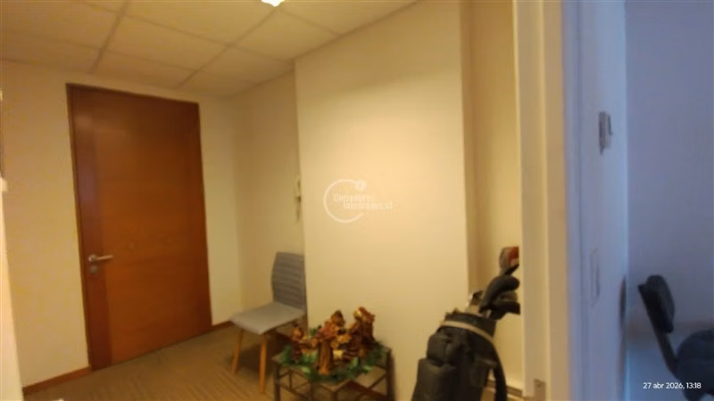 La Dehesa, Arrdo. Oficina, recepción, planta libre, baño.