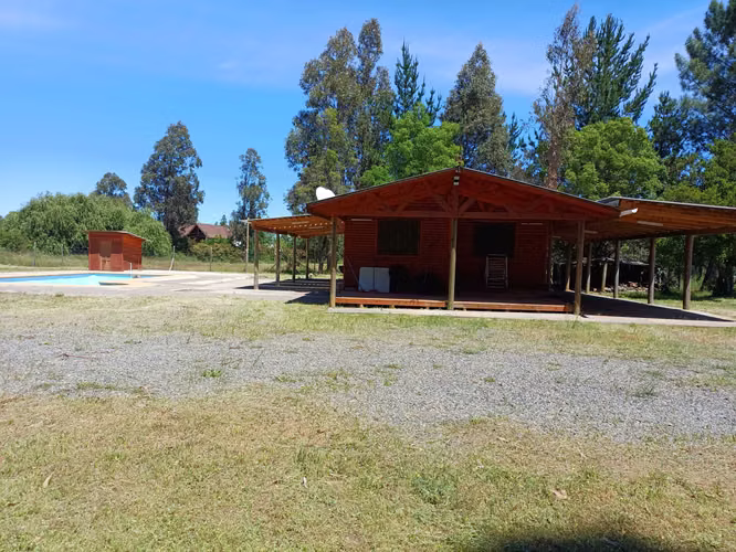 VENDE Parcela con Cabaña en Salto de Laja (174863)