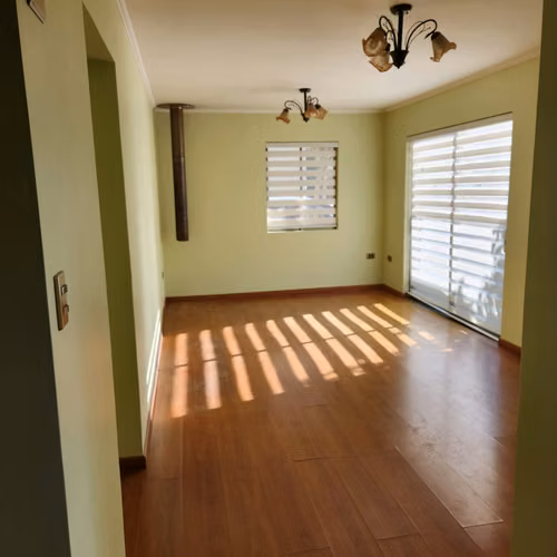 Venta de Hermosa casa ubicada en condominio Chiguayante ( 3D/2B/3E)