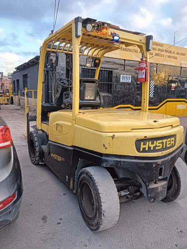 GRUA HORQUILLA ELECTRICA DE 5 TONELADAS, AÑO 2.021