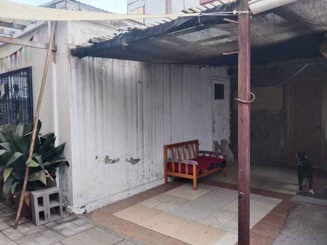 Casa con gran terreno en Zañartu (174862)