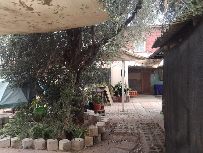 Casa con gran terreno en Zañartu (174862)