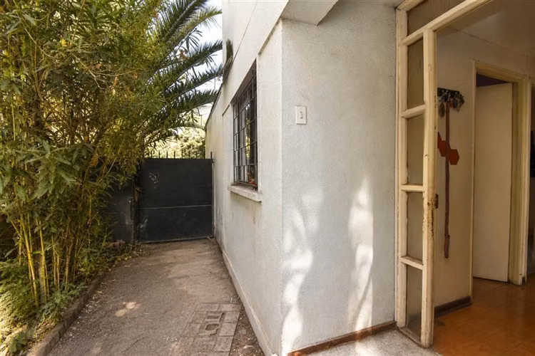 Casa en venta de 4 dorm. en Ñuñoa - Imagen 2