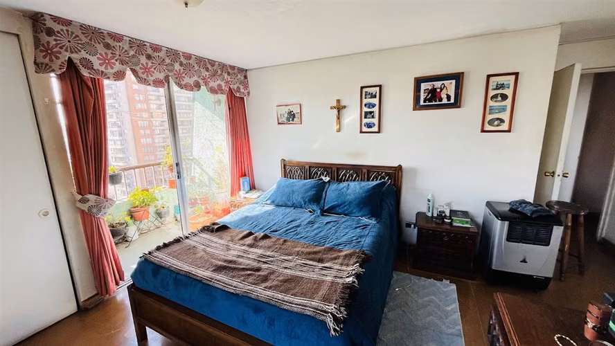 DEPARTAMENTO Gran Av. José Miguel Carrera con Av. La Marina