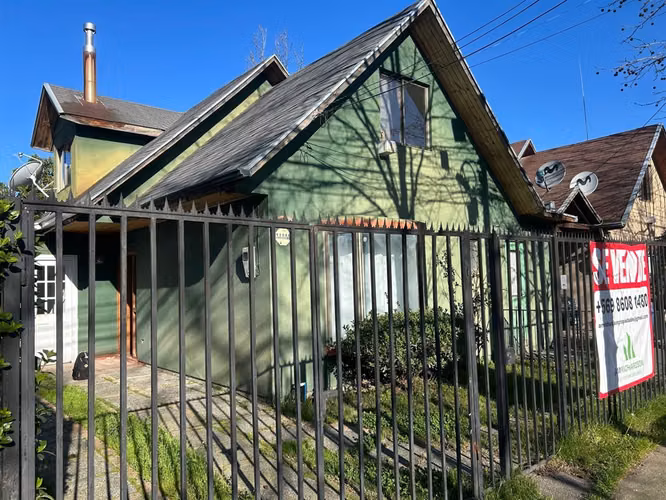 CASA 32 12 Oriente 1532 Talca