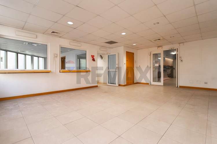 Oficina premium providencia: búnker y helipuerto