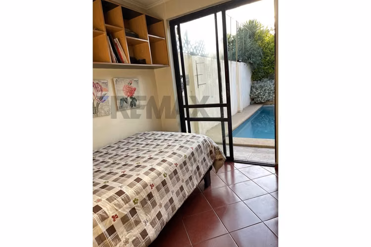 Amplia casa familiar con piscina y quincho