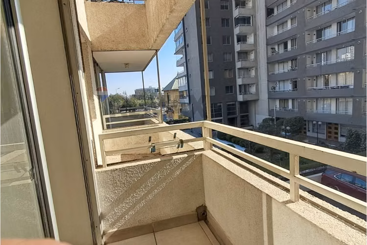 Departamento independencia cerca metro cal y canto