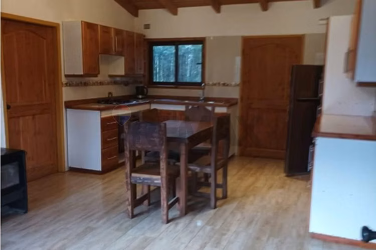 Venta casa con cabaña en huife pucón