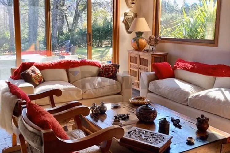 Venta casa con cabaña en huife pucón