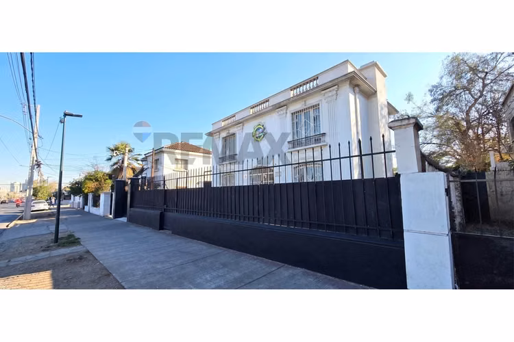Proyecto strip center, uso comercial o residencial