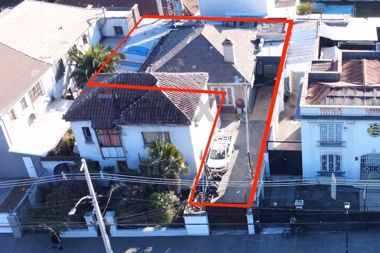 Buena casa comercial gran ubicación y conectividad
