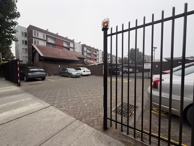 EN VENTA DEPARTAMENTO EN CONDOMINIO PARQUE SCHLEYER