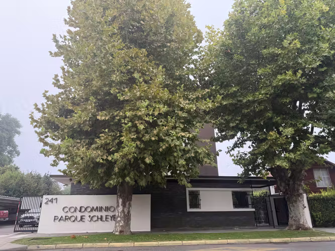 EN VENTA DEPARTAMENTO EN CONDOMINIO PARQUE SCHLEYER