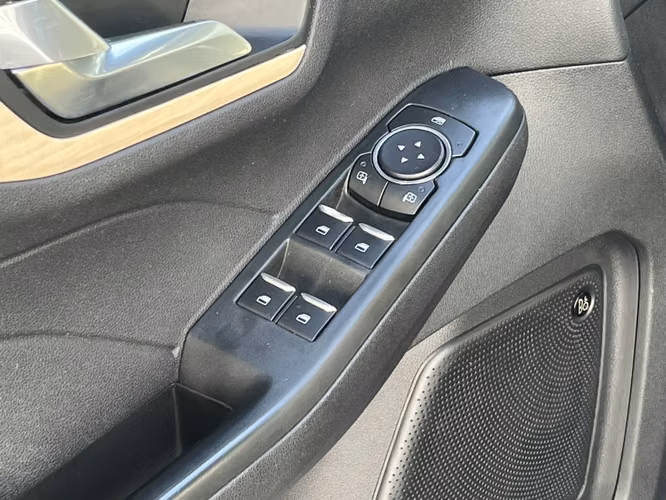 Ford Escape 2.5 Titanium Hev At 4x4 Hibrido 2023