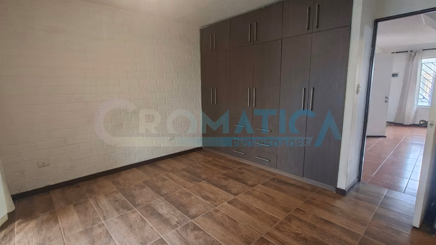 Casa En Arriendo, 3d Y 2b, Villa Galilea F