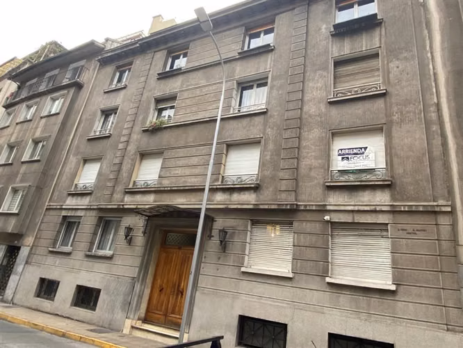 Departamento arriendo de 3 dorm. Santiago - Barrio Lastarria - Imagen 5