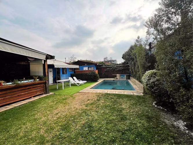 VENTA CASA CON PISCINA Y 490 METROS2 TOTALES (174946)