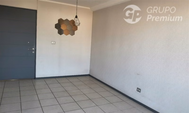 Departamento Rebajado semi nuevo de 3 D en San Joaquín