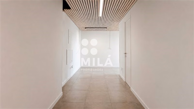 Oficina 93m en arriendo en Puerto Montt. 4 Privados