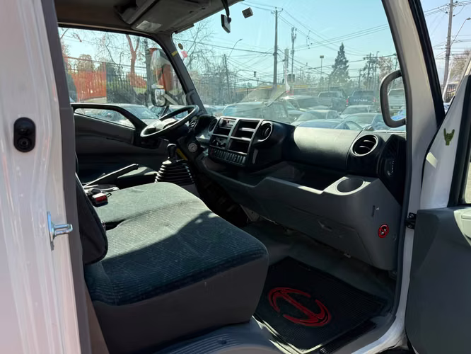 Hino XZU  Diesel Full Solo 60.000 Kms