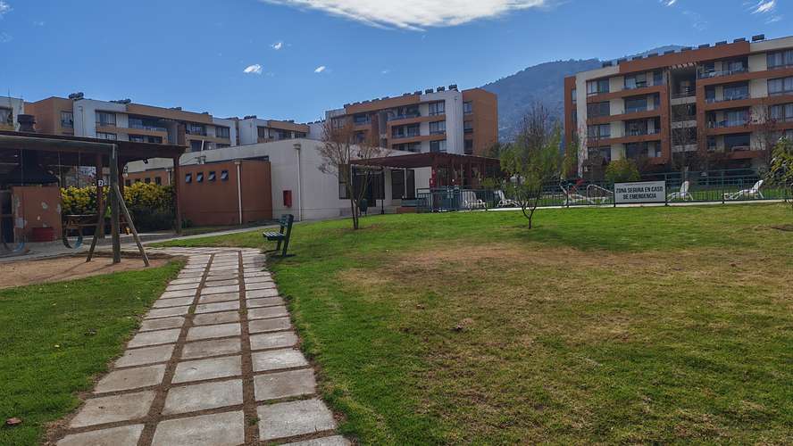 VENDO DEPARTAMENTO EN PRIMER PISO LIMACHE