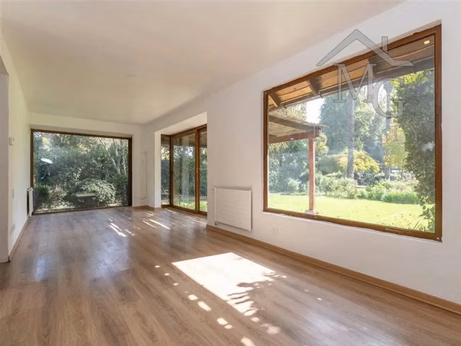 Casa en venta de 5 dorm. en CHICUREO CENTRO Colina
