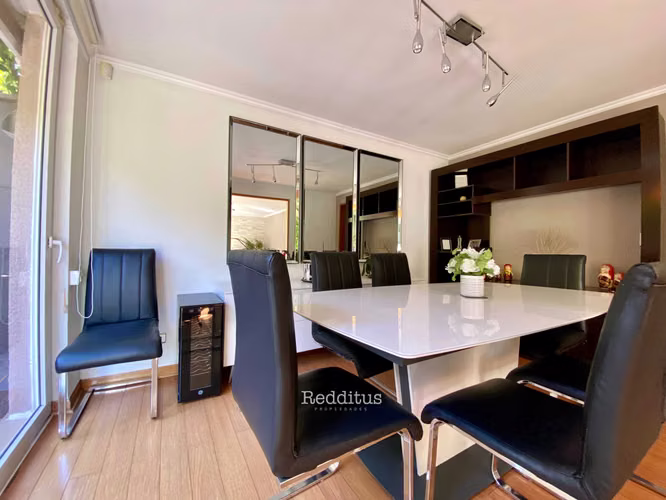Amplia en condominio Lo Barnechea (175003) - Imagen 5