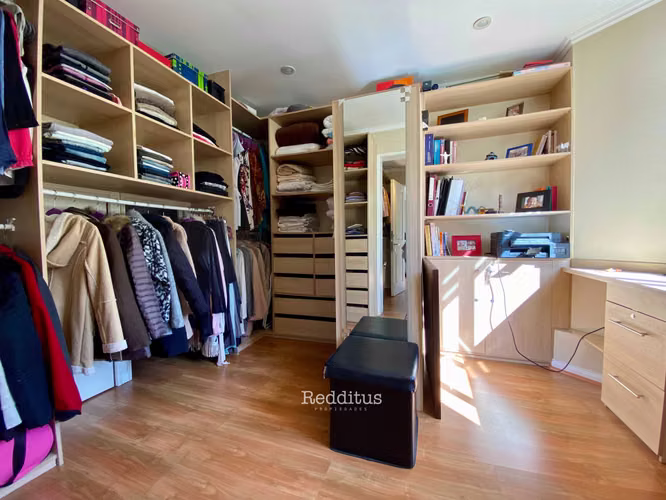 Amplia en condominio Lo Barnechea (175003) - Imagen 12