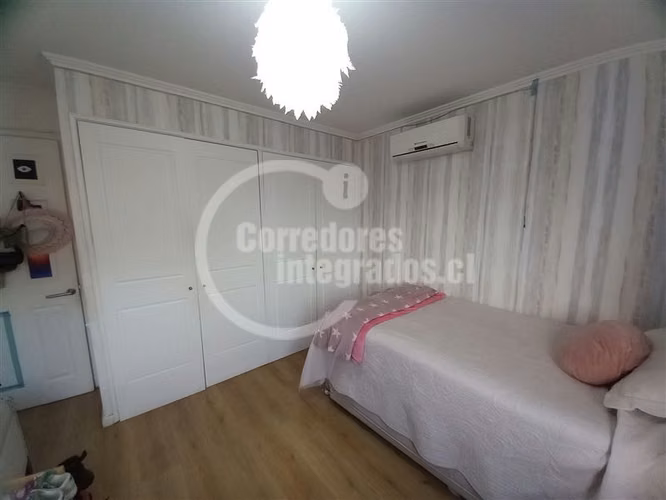Casa en venta de 5 dorm. Piscina quincho en La Florida - Imagen 28