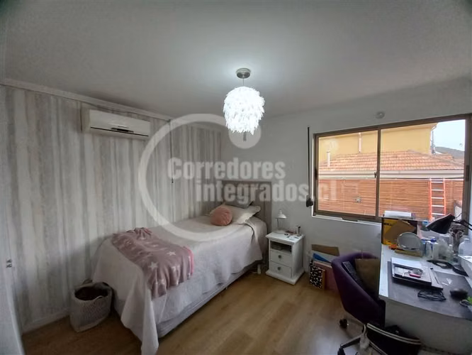 Casa en venta de 5 dorm. Piscina quincho en La Florida - Imagen 27