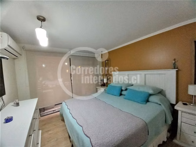 Casa en venta de 5 dorm. Piscina quincho en La Florida - Imagen 13
