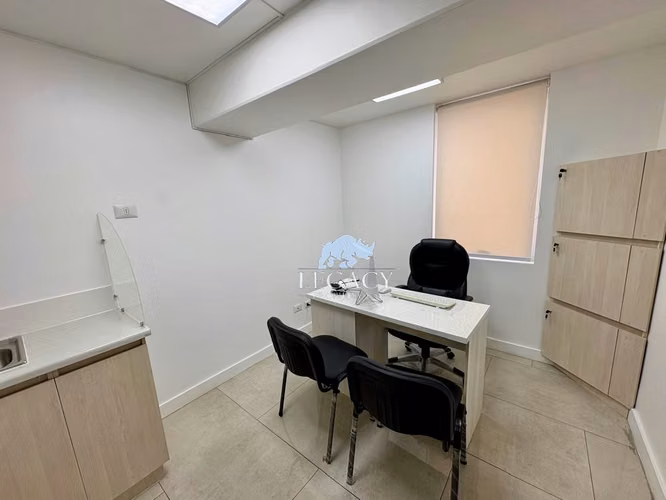 Oficina habilitada centro médico, Centro