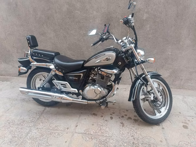 Suzuki gz150 año 2022