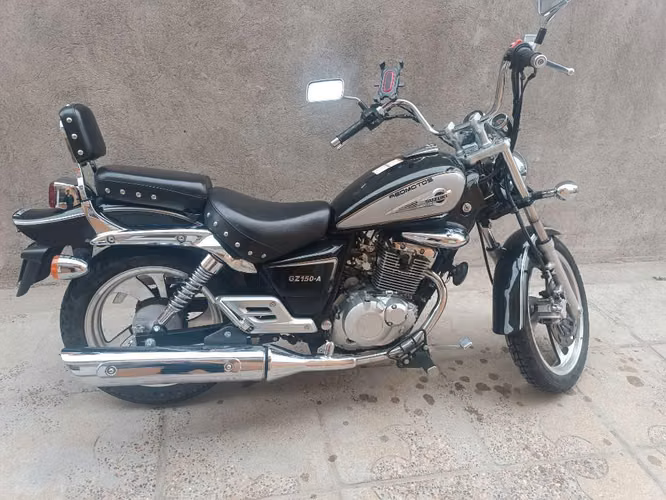 Suzuki gz150 año 2022