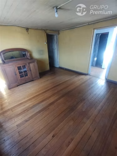 CASA ESQUINA CON GIRO COMERCIAL,ALTO POTENCIAL DE INVERSIÓN