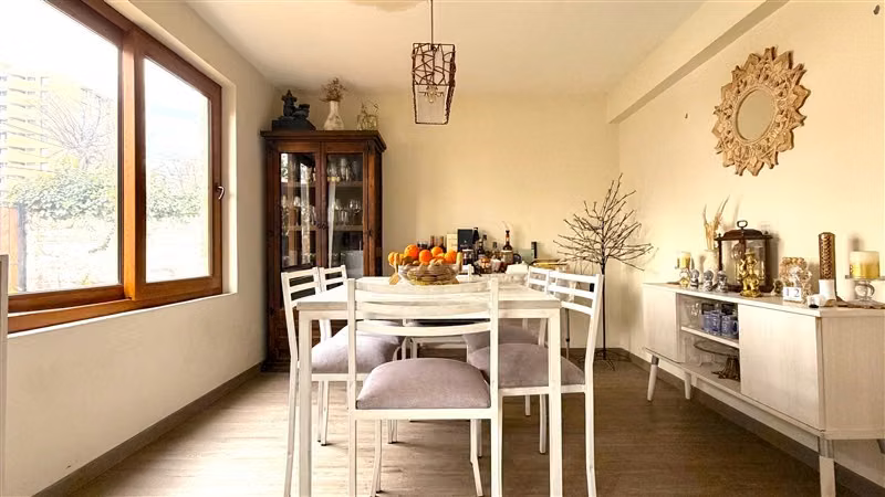 Casa en venta de 4 dorm. en Ñuñoa