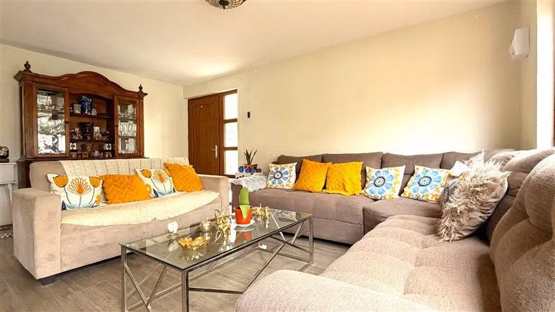 Casa en venta de 4 dorm. en Ñuñoa