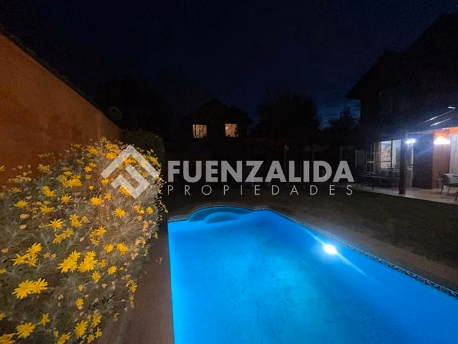 Casa en condominio, de 4 dorm. en Peñalolén - Imagen 33