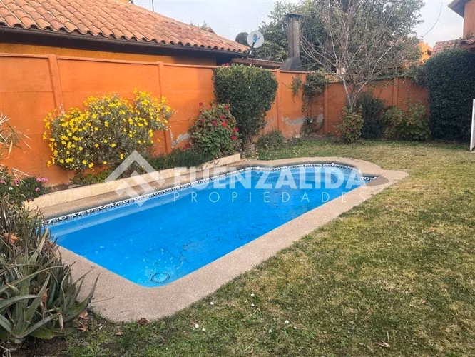 Casa en condominio, de 4 dorm. en Peñalolén - Imagen 32